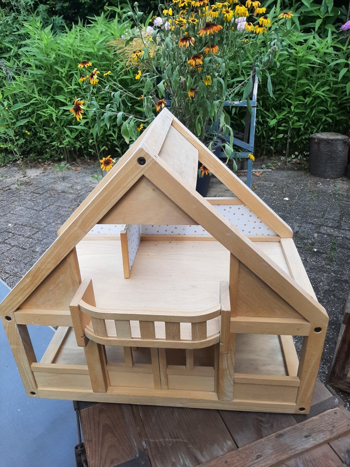 Poppenhuis van hout, Ophalen, Zo goed als nieuw, Poppenhuis