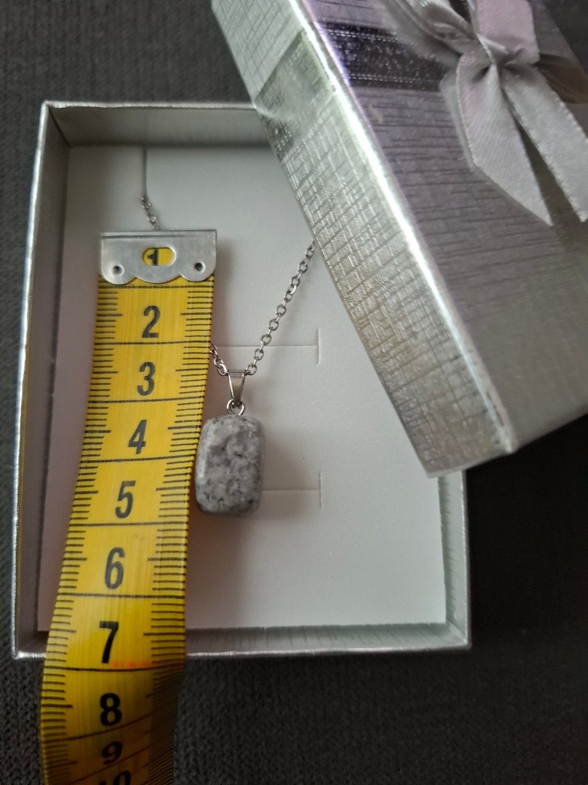 Ketting natuursteen hanger zilver grijs edelsteen, Sieraden, Tassen en Uiterlijk, Kettingen, Met edelsteen, -, -, Nieuw
