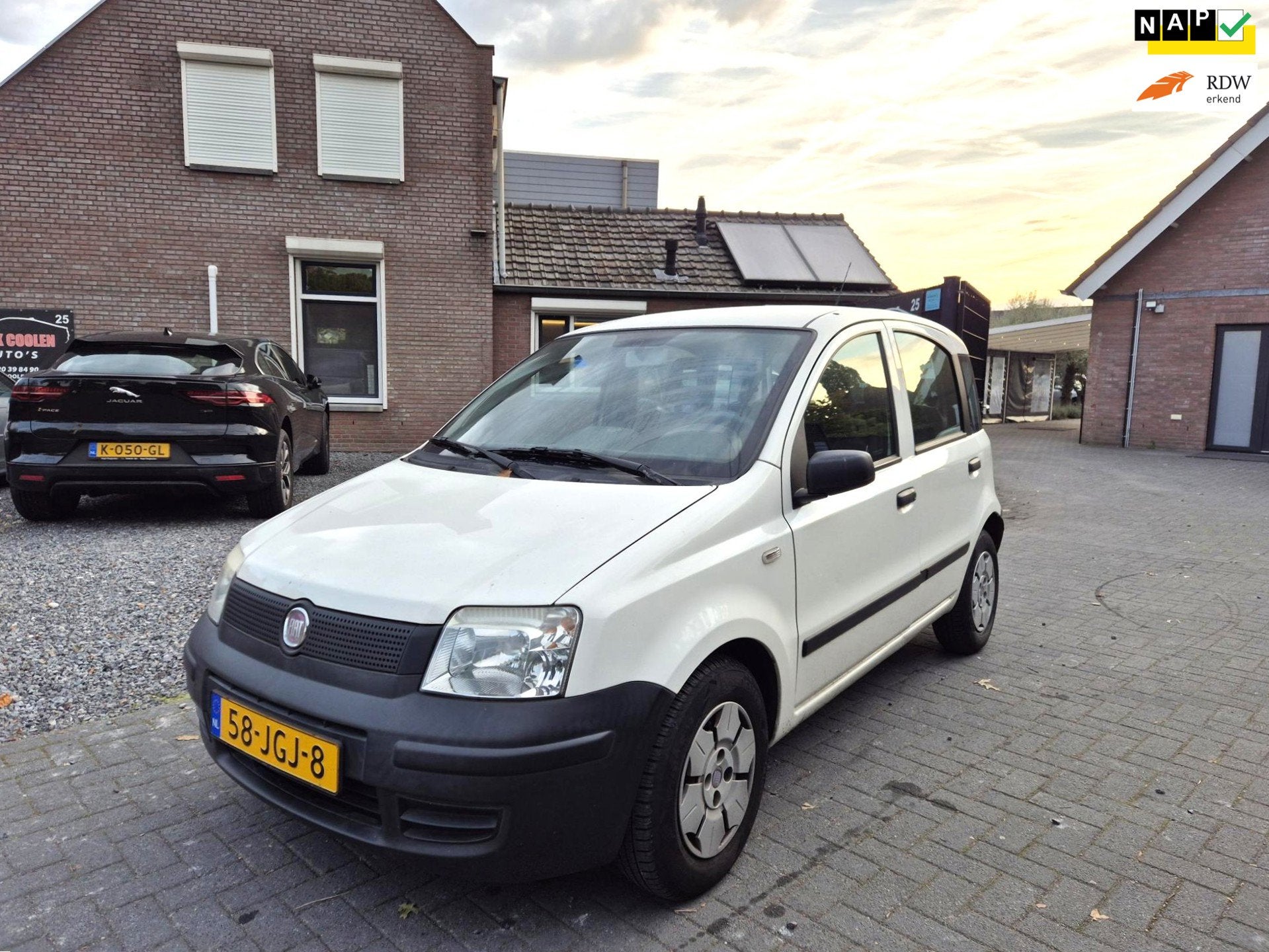 Fiat Panda 1.1 Actual 5 Deurs hoge instap, Auto's, Stof, Zwart, 4 stoelen, Wit