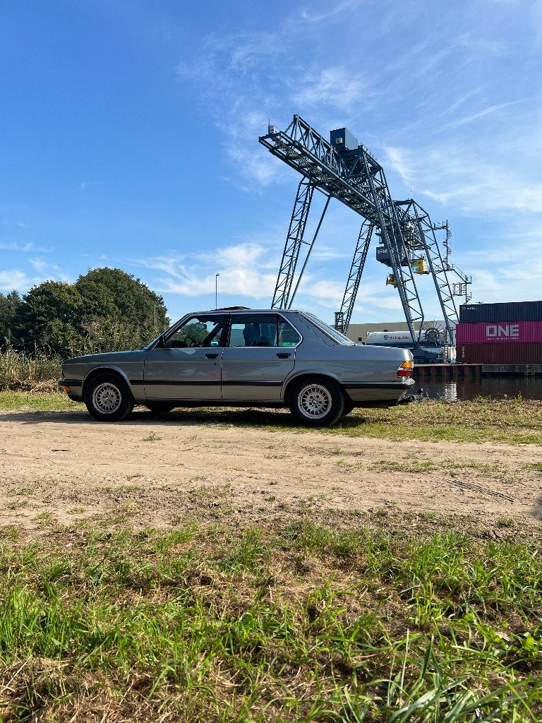 Wegenbelastingvrije BMW 525i E28 Automaat op LPG – 130.000km, foto 8