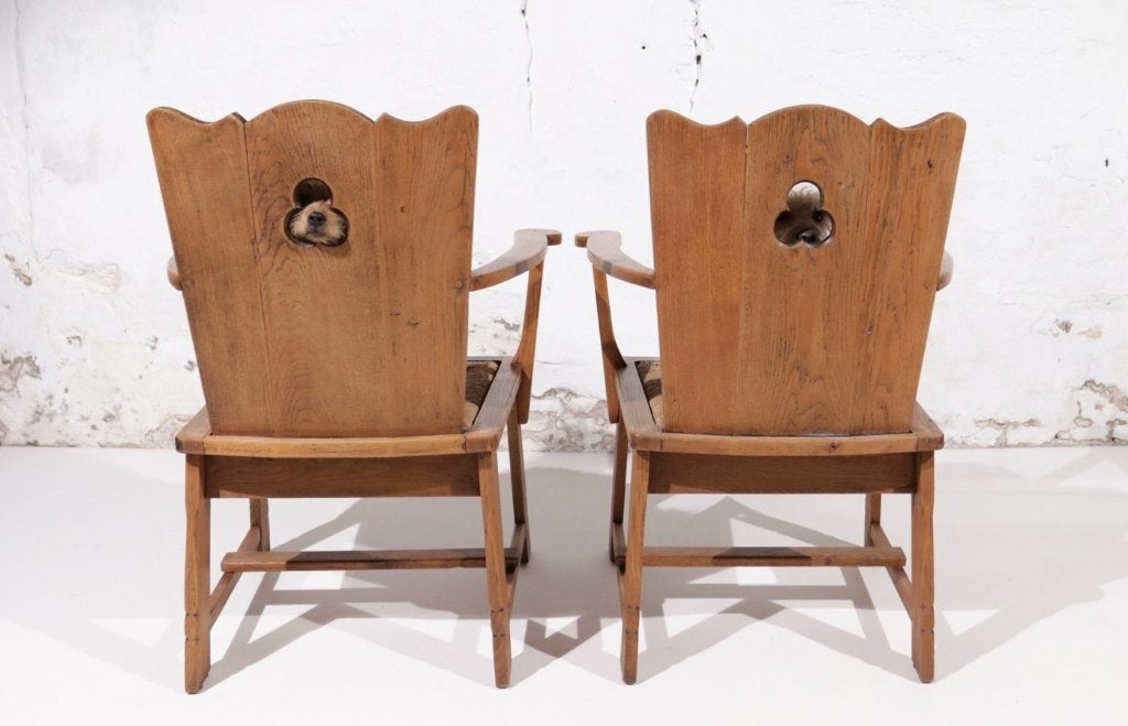 Paar brutalist eiken troonstoelen biezen zitting jaren 30, Gebruikt, Minder dan 75 cm, 50 tot 75 cm, Hout