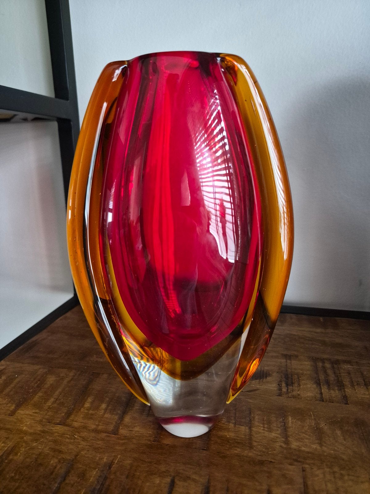 Vintage Murano Sommerso Vaas Rood Oranje Ovaal Glas, Antiek en Kunst, Ophalen of Verzenden