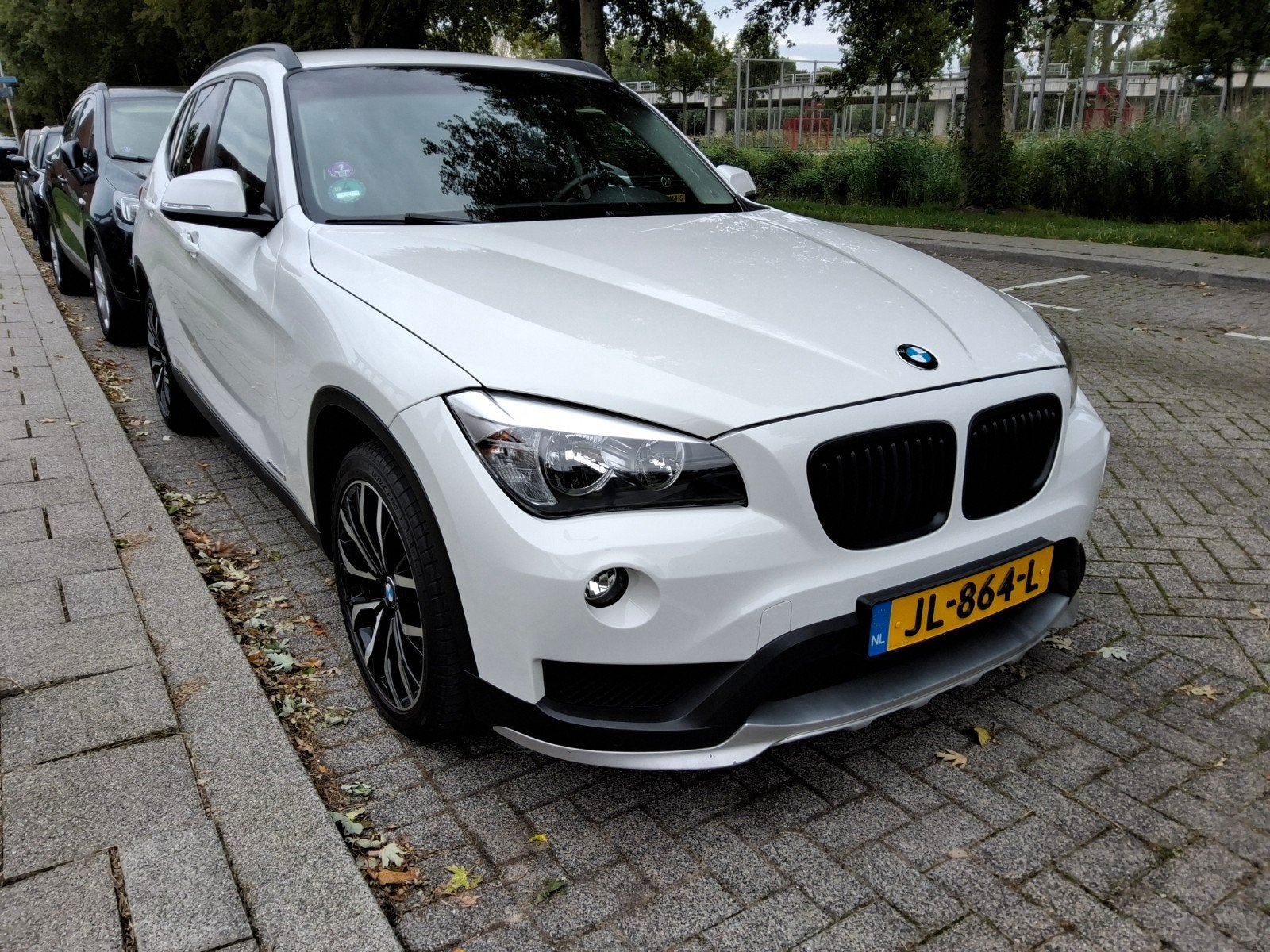 BMW X1 2.0i X-Drive 4x4-SPORT-line automaat leder vol opties, Auto's, Zwart, 4 cilinders, 2000 kg, Wit
