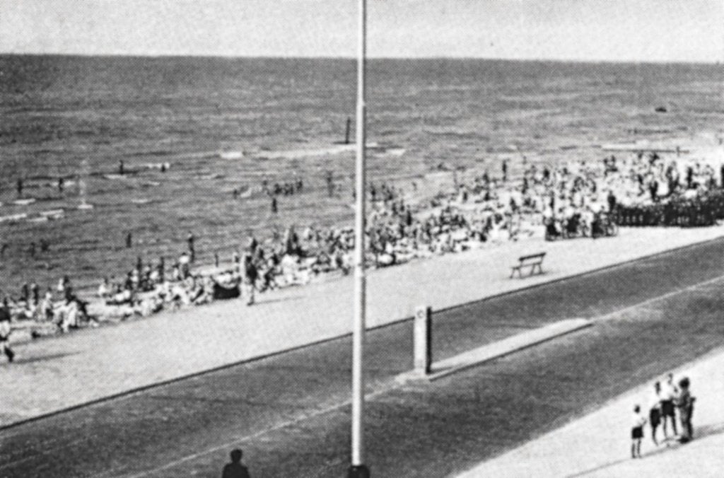 805223	Scheveningen	Boulevard 1953	Gelopen met postzegel, Ophalen of Verzenden, 1940 tot 1960, Gelopen, Zuid-Holland