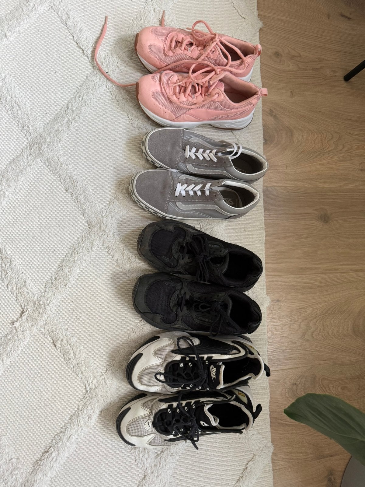 Nike, Vans, Puma en Adidas sneakerpakket, Zwart, Ophalen of Verzenden, Sneakers of Gympen, Gedragen