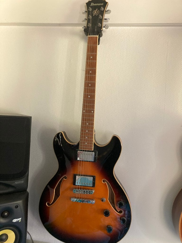 Ibanez Epiphone artcore en les paul, Ophalen of Verzenden, Zo goed als nieuw, Solid body, Overige merken