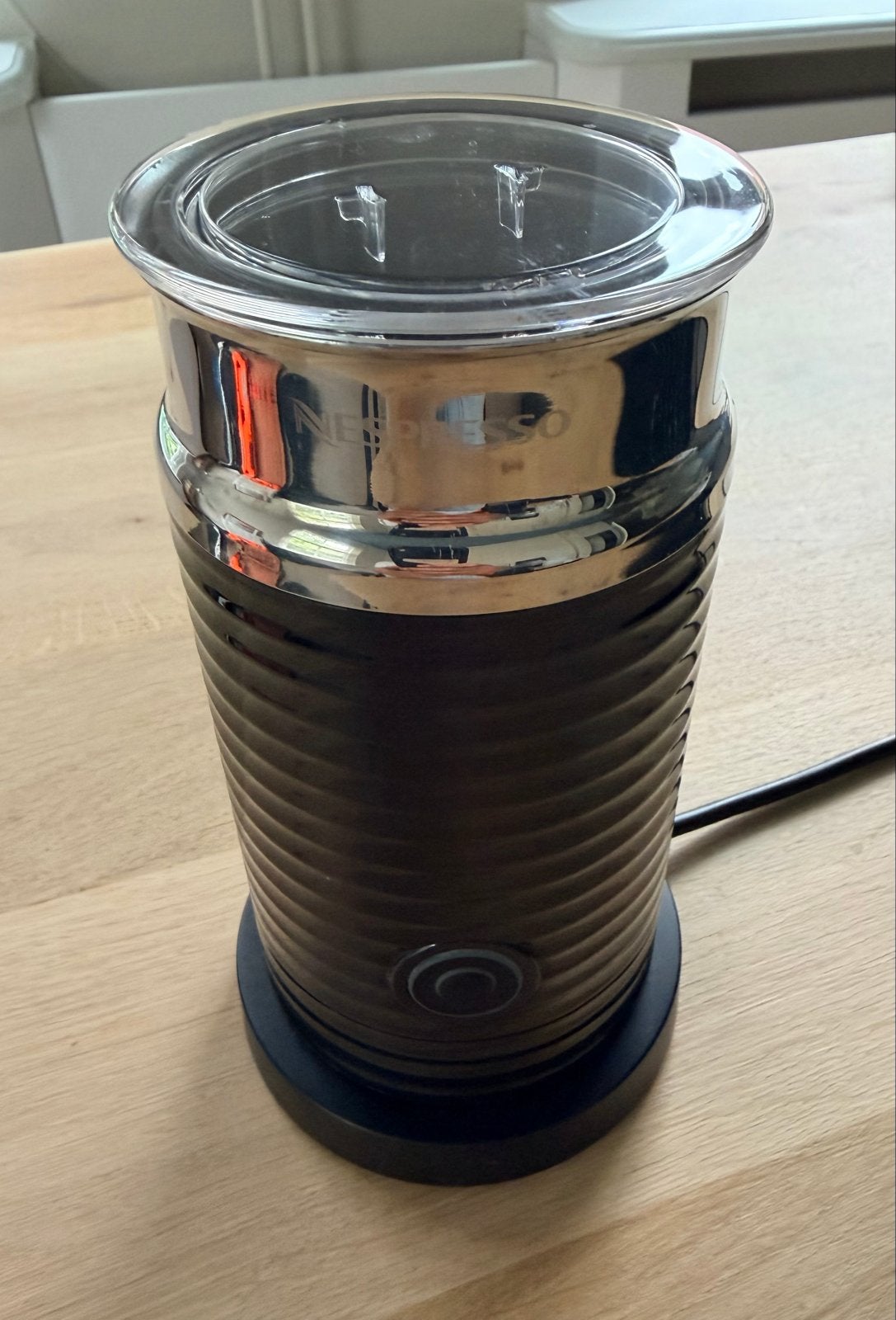 Nespresso Aeroccino 3 Melkopschuimer - gebruikt, Witgoed en Apparatuur, Melkopschuimers, Ophalen of Verzenden, Gebruikt, Elektrische melkopschuimer
