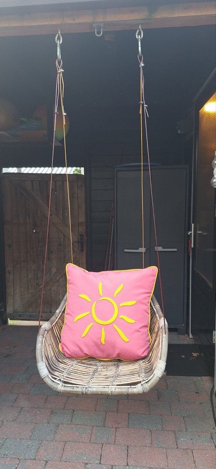 Rotan hangstoel - comfortabel en stijlvol, Ophalen, Gebruikt, Rotan