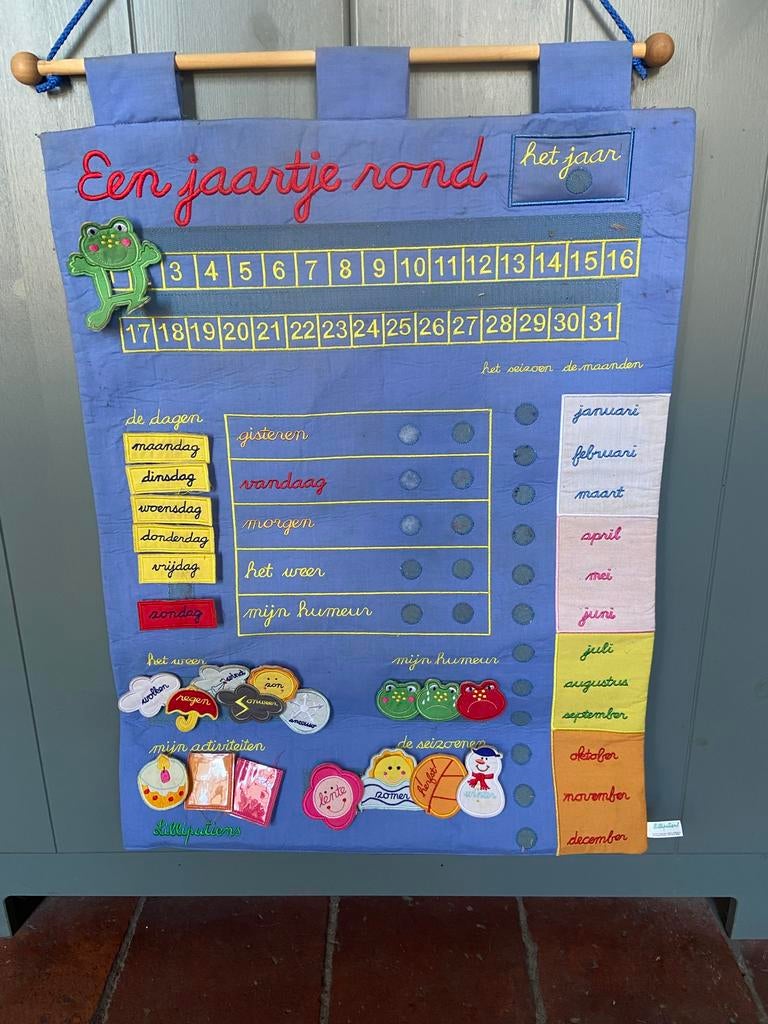 Een jaartje rond van Lilliputiens, Ophalen of Verzenden, Gebruikt