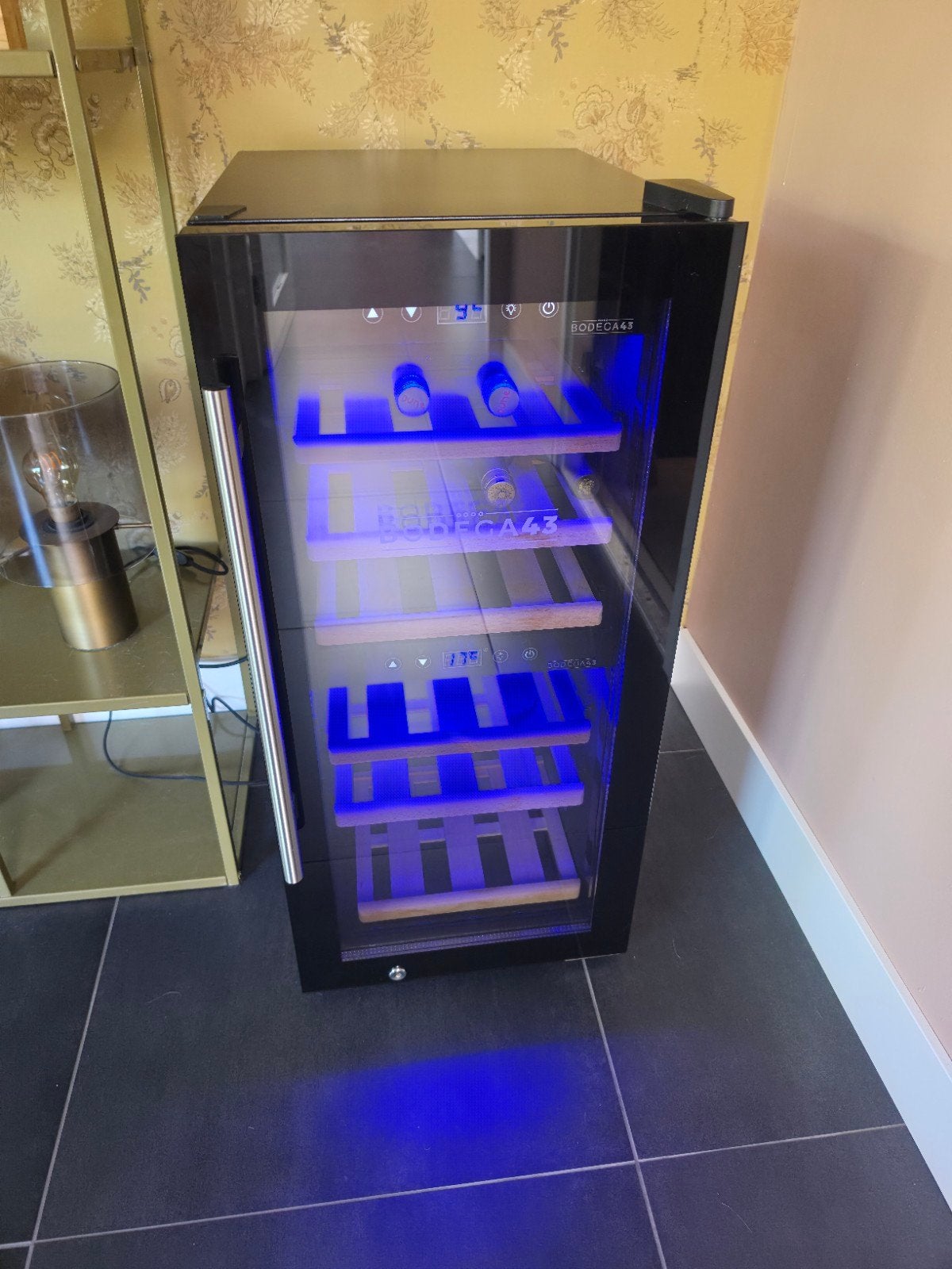 Bodega 43 luxe Wijnklimaatkast 24 flessen, Zonder vriesvak, Ophalen, 85 tot 120 cm, Minder dan 45 cm