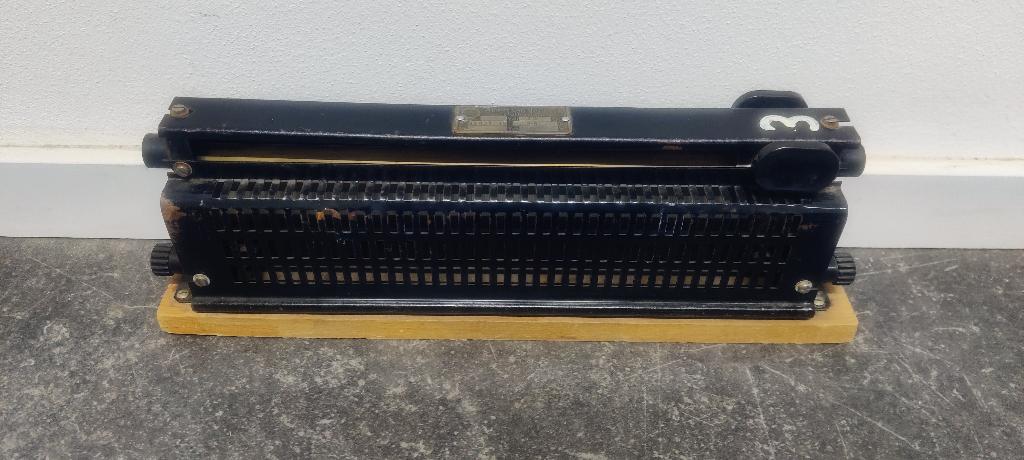 Variac 2,6 Ampere, 30 Ohm, 230 Volt  Regelbare Transformator, Ophalen of Verzenden, Gebruikt