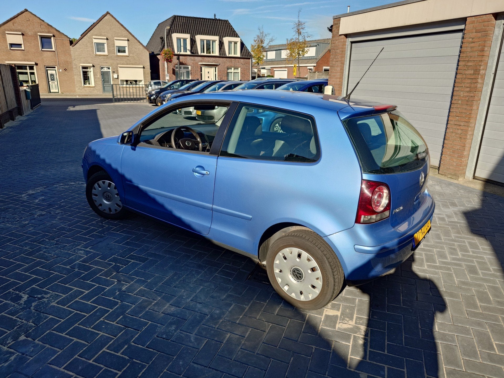 Volkswagen Polo 1.4-16V Optive, Nieuwe Apk, Airco, Auto's, Voorwielaandrijving, Stof, Gebruikt, Zwart