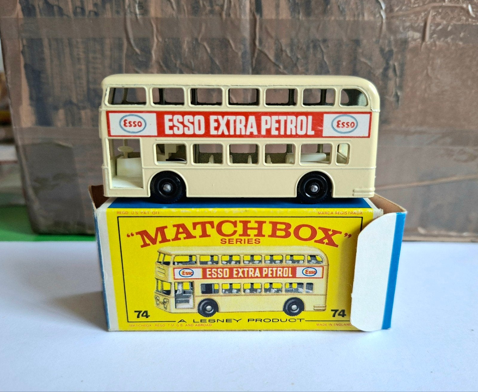 Matchbox 74 daimler bus, Hobby en Vrije tijd, Modelauto's | 1:43, Ophalen of Verzenden, Zo goed als nieuw, Bus of Vrachtwagen