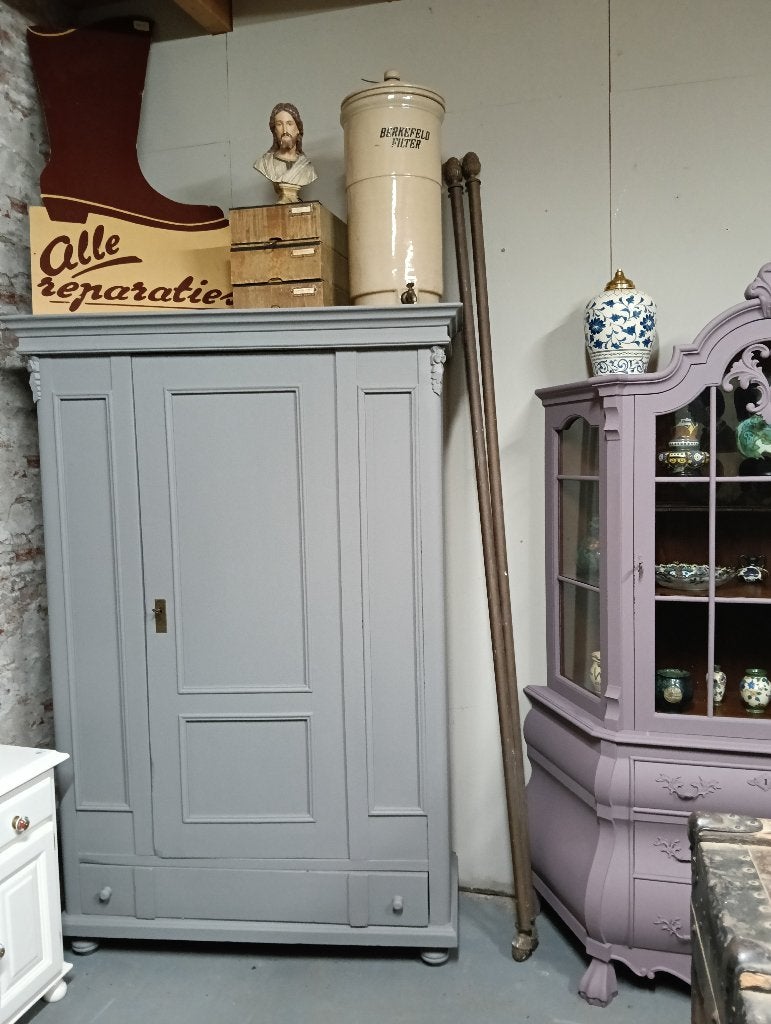 Super leuke oude antieke kast voor kinderkamer., Kinderen en Baby's, Kinderkamer | Complete kinderkamers, Ophalen of Verzenden