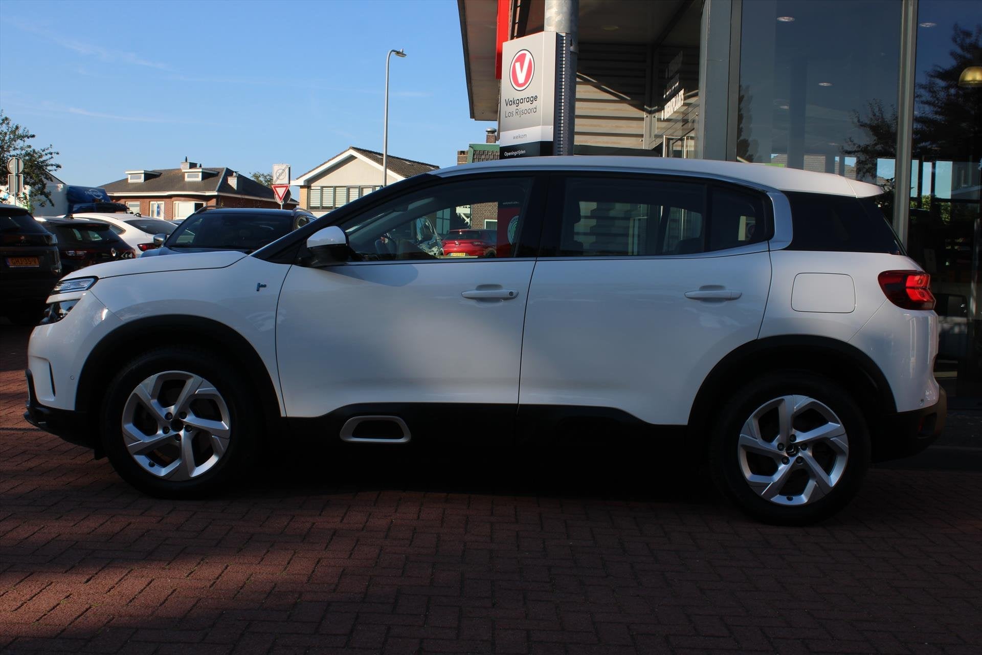 CITROEN C5 Aircross 1.6 PHEV *Business* | Carplay | Camera |, Auto's, Automaat, Dealer onderhouden, Gebruikt, 4 cilinders