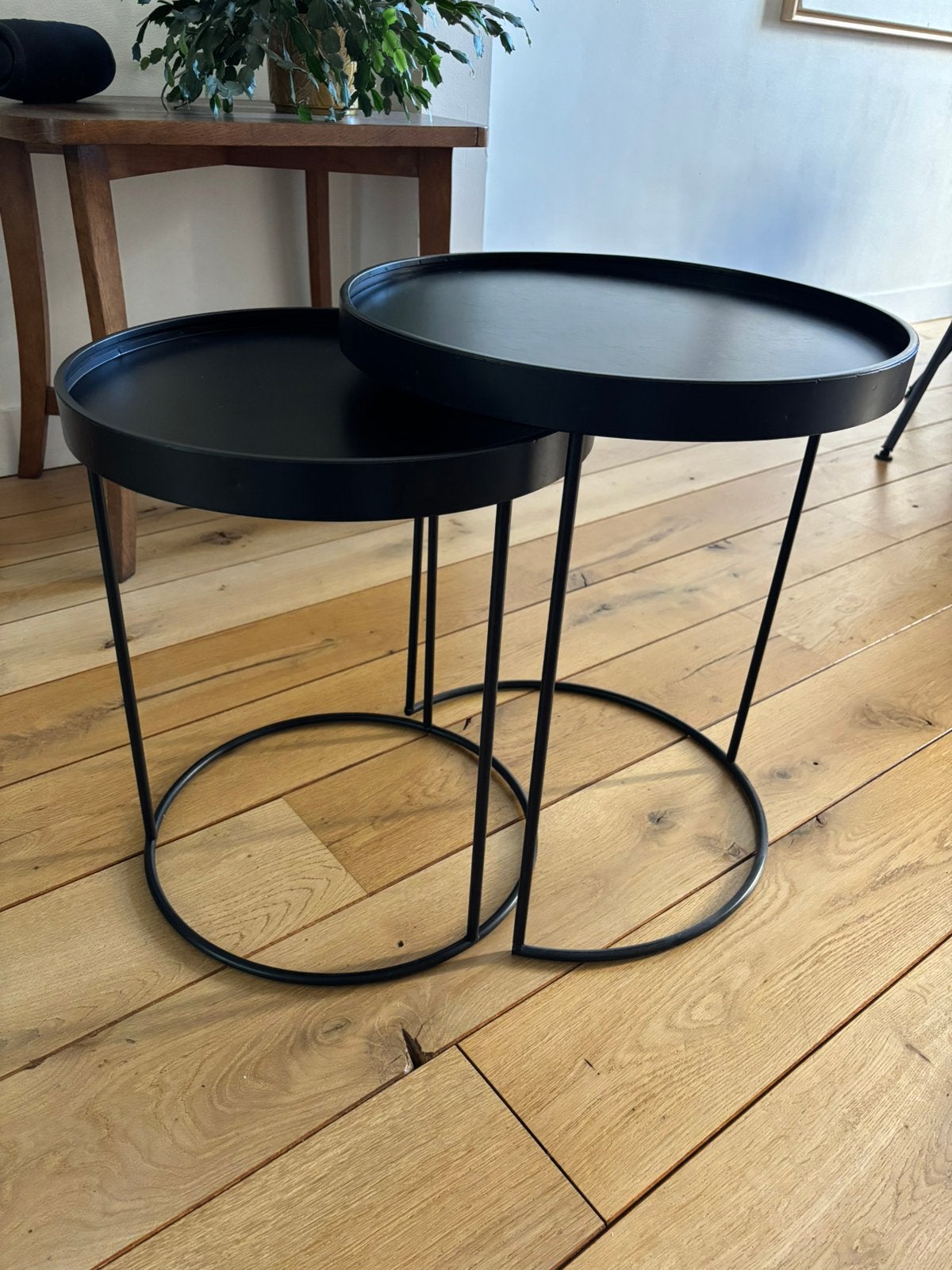 Bijzettafel, Minder dan 55 cm, Gebruikt, Metaal of Aluminium, Rond