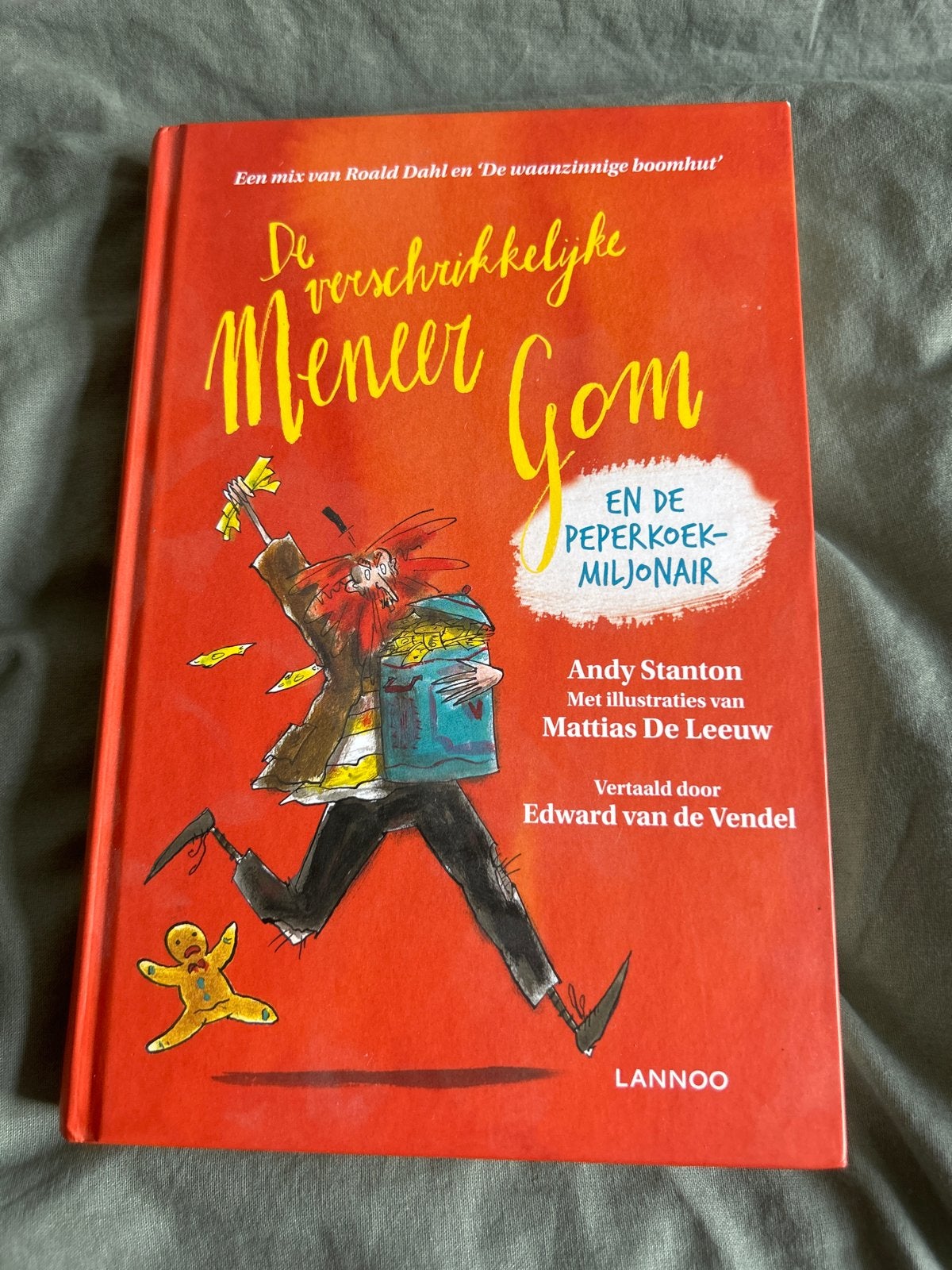 De Verschrikkelijke Meneer Gom en de Peperkoekmiljonair, Boeken, Ophalen of Verzenden, Gelezen, Fictie algemeen