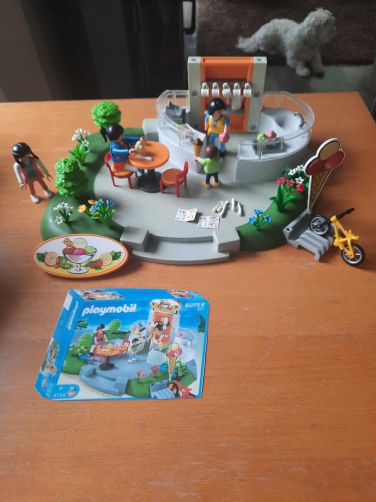 Te koop playmobil ijssalon, Ophalen of Verzenden