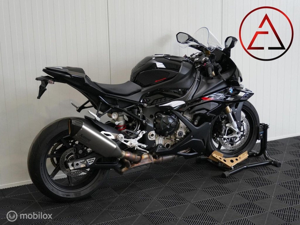 BMW S1000RR 2025 Black Storm | 5.000km | Vol uitgerust, 3225Ld, Bedrijf, Handvatverwarming, Sport