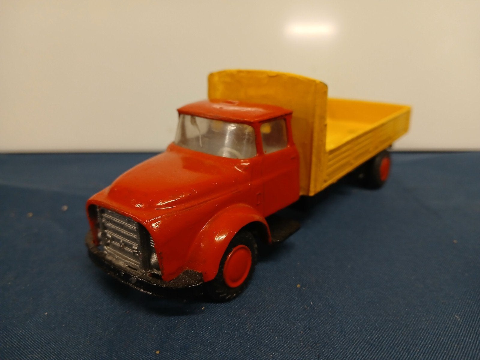 Lion Car DAF torpedo., Ophalen of Verzenden, Bus of Vrachtwagen, Lion Toys