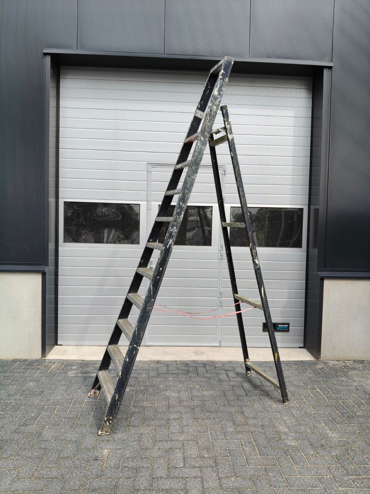 Altrex trap 1*10 treden mooie hoge trap voor in de tuin, Ophalen, 2 tot 4 meter