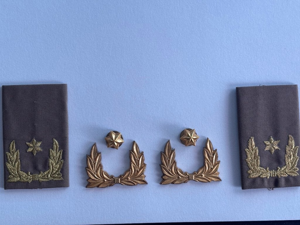 2 sets Brigade generaal, Verzamelen, Verzenden, Landmacht, Nederland, Kleding of Schoenen
