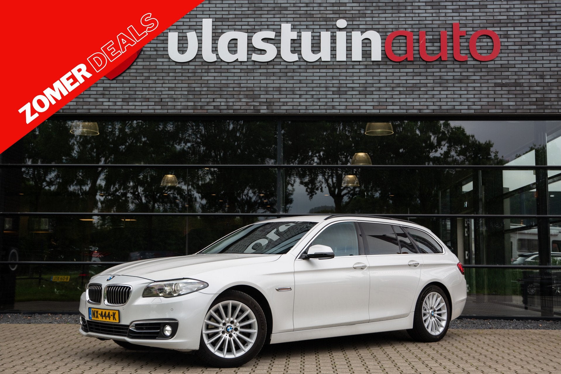 BMW 5 Serie Touring 530d High Executive , Trekhaak, Head-up, Auto's, Automaat, Achterwielaandrijving, Gebruikt, 2993 cc