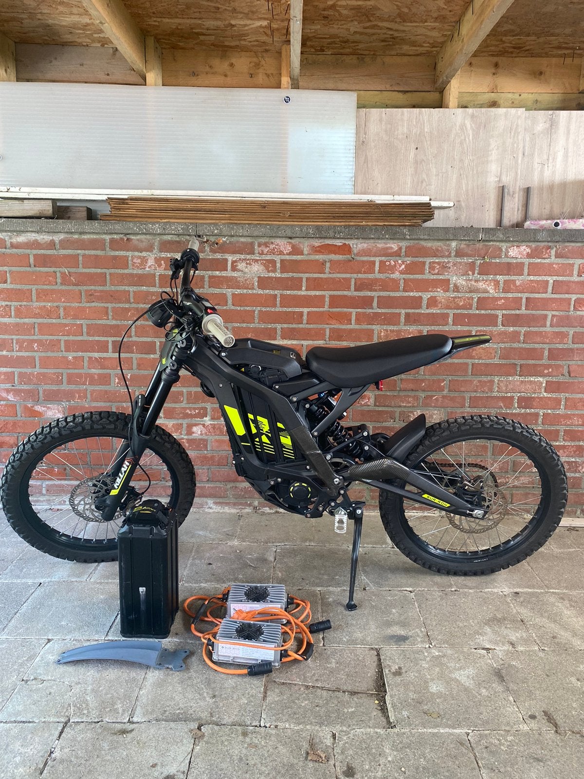 Surron LightBee X Offroad 2022, Fietsen en Brommers, Brommers | Crossbrommers, Zo goed als nieuw, Overige merken, Ophalen of Verzenden