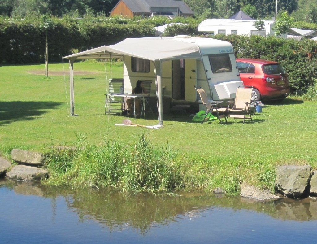 Caravelair Bamba 330, bouwjaar 1989. Kleine, lichte caravan., Treinzit, Particulier, 500 - 750 kg, Caravelair
