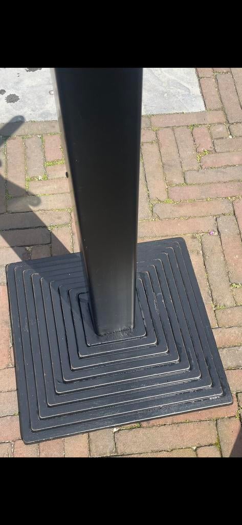 Zwarte metalen tafelpoten met vierkante voet, Tafelpoot, Gebruikt, Vierkant, Minder dan 50 cm