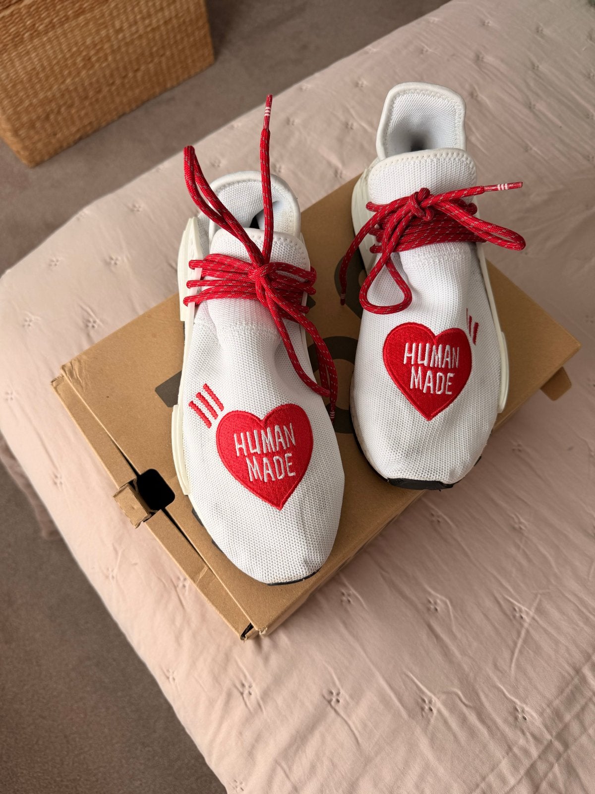 Adidas Human Made NMD Pharrell Williams Sneakers, Ophalen of Verzenden, Zo goed als nieuw, Wit, Sneakers of Gympen