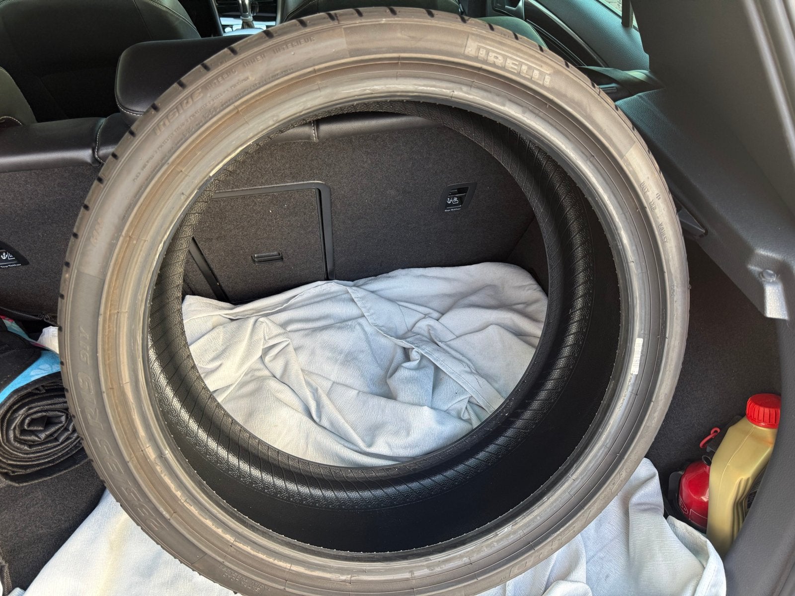 Pirelli P Zero 235/35 R19 96Y - Z.g.a.n. zomerband, Ophalen, Gebruikt