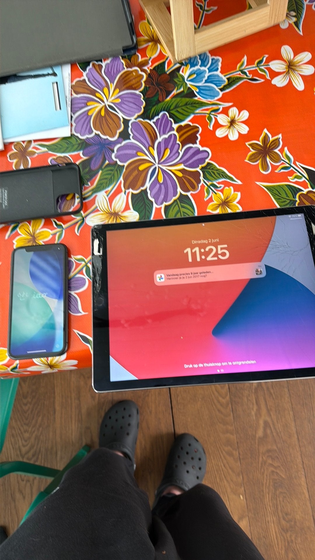 I pad pro 13 inch 2017 I phone 11 kan ook bod per item, Ophalen of Verzenden, Zo goed als nieuw, 11 inch