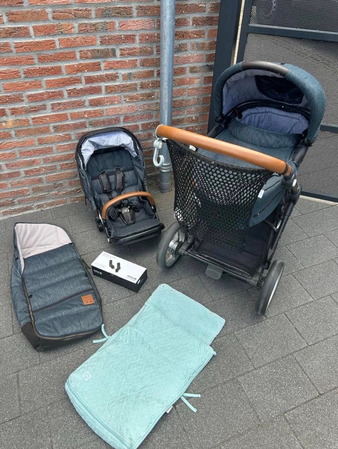 Mutsy Evo industrial. Helemaal compleet!, Ophalen, Zo goed als nieuw, Combiwagen, Mutsy