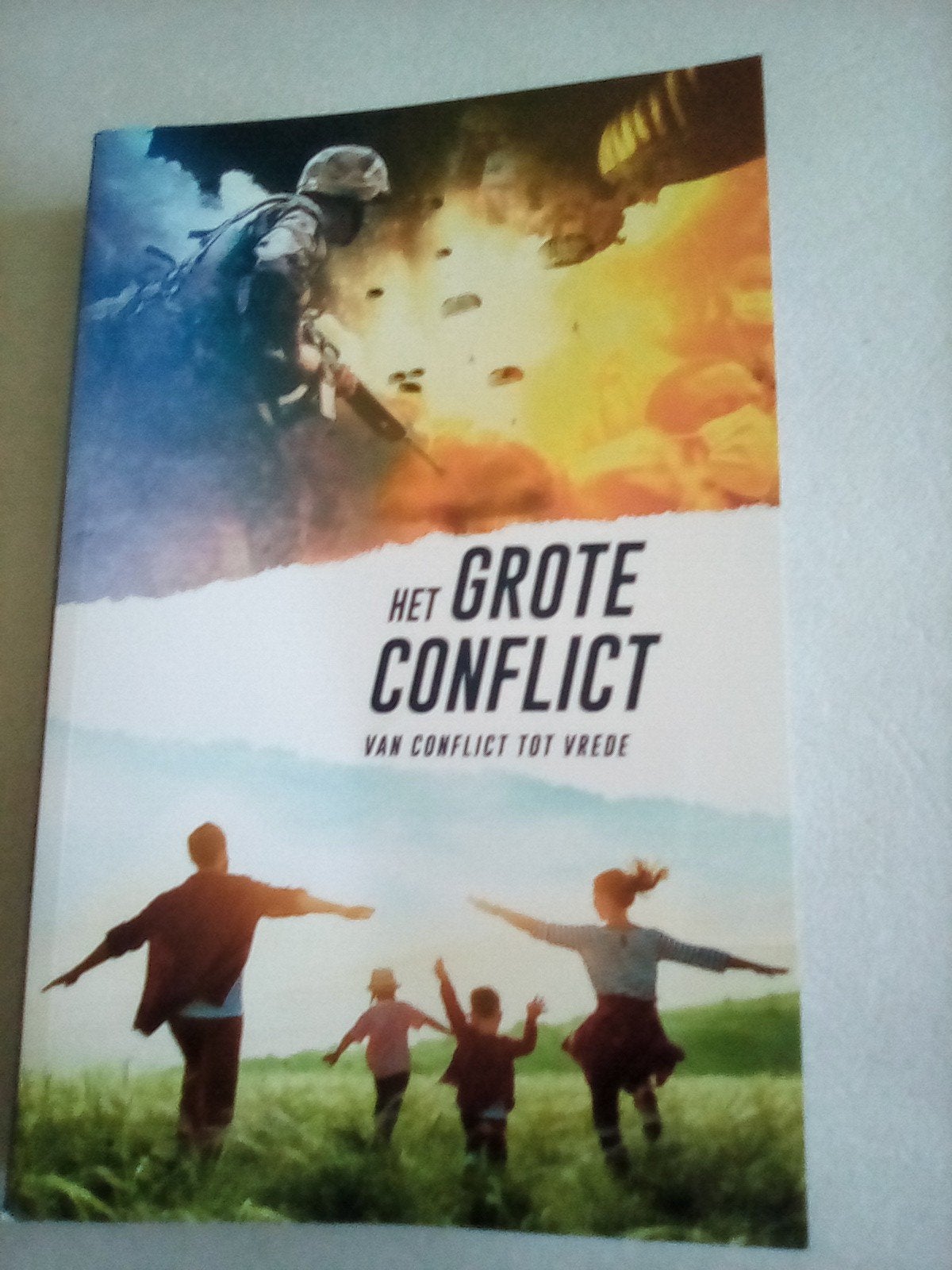 Het grote conflict  -  Ellen White, Boeken, Godsdienst en Theologie, Ophalen of Verzenden, Zo goed als nieuw, Christendom | Katholiek