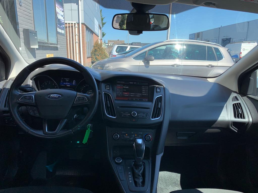 Ford Focus Wagon 1.5 Titanium Edition|Automaat|Navi|Trekhaak, Auto's, Stof, 4 cilinders, Wit, 690 kg