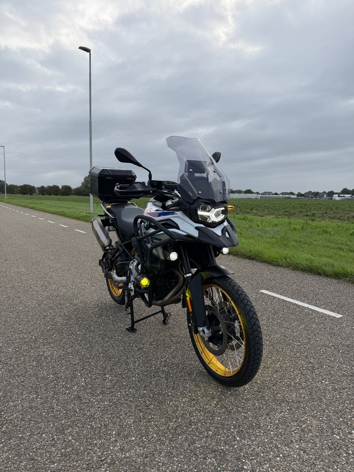 BMW F 850 GS Rallye 2018 – FULL OPTION – Keyless  AKRAPOVIC, 853 cc, 2 cilinders, Gebruikt, Particulier