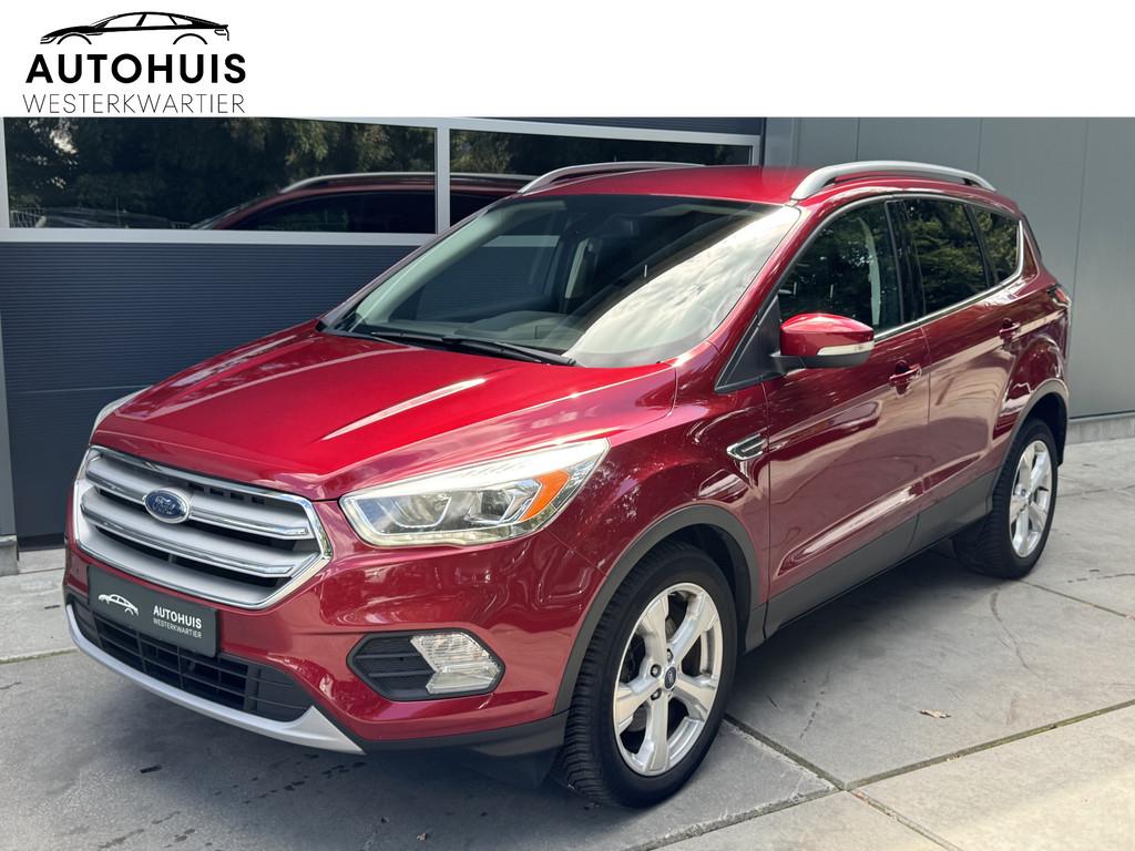 Ford Kuga 1.5 TDCi 120 PK Automaat Titanium Navi Trekhaak St, Auto's, Gebruikt, Euro 6, 4 cilinders, 1505 kg