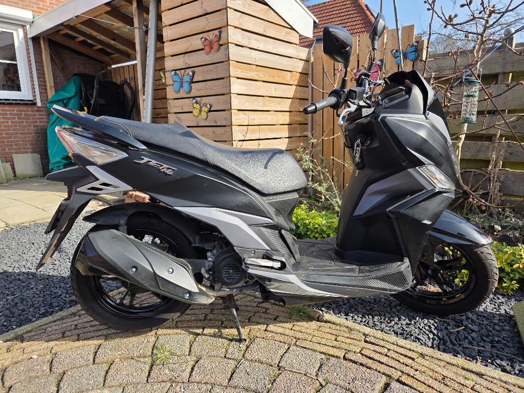 Te Koop SYM JET14 scooter, Fietsen en Brommers, Ophalen, Overige modellen, Maximaal 45 km/u, Zo goed als nieuw