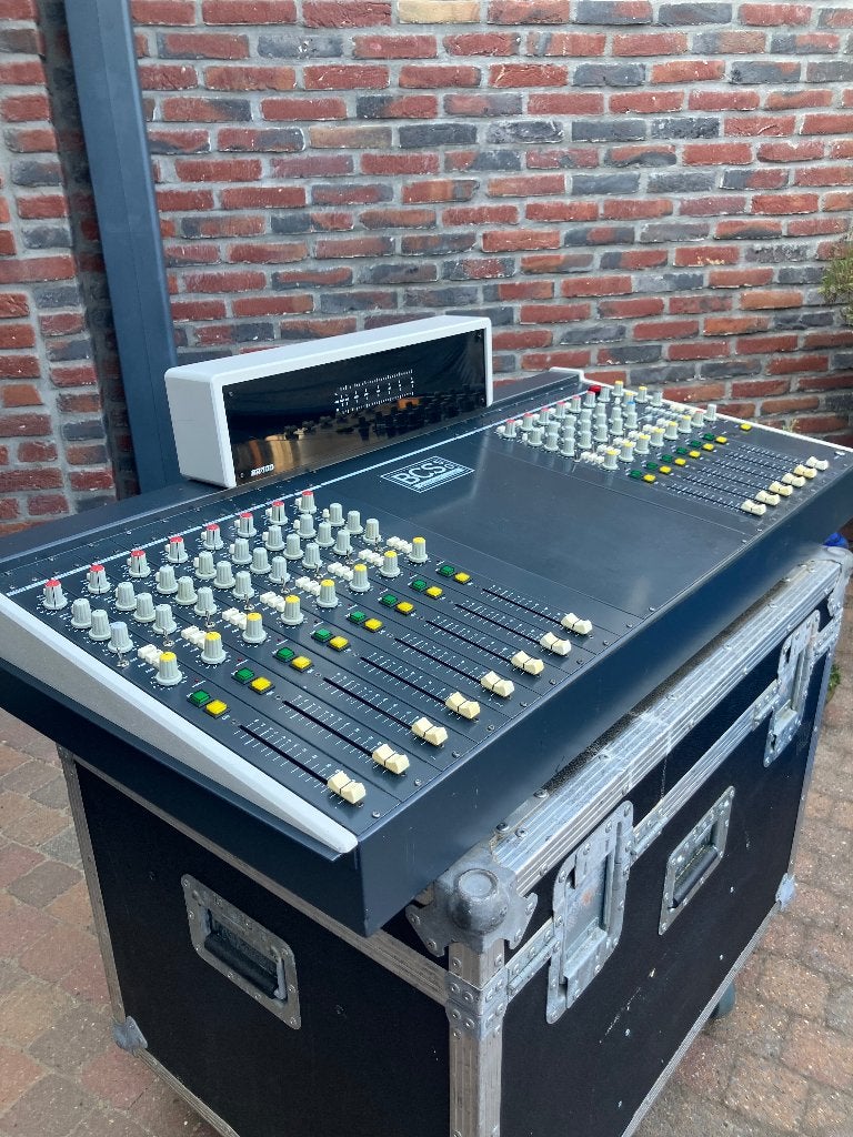 Dateq BCS 50 met klein materiaal, Ophalen, Gebruikt, 10 tot 20 kanalen