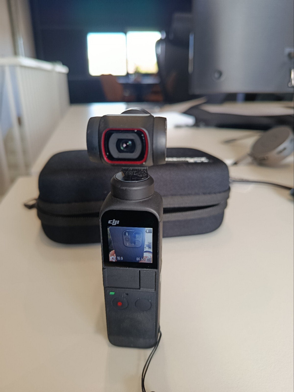 DJI Osmo Pocket 2 - Compacte 4K Gimbal Camera, Full HD, Overige soorten, Minder dan 8x, Zo goed als nieuw