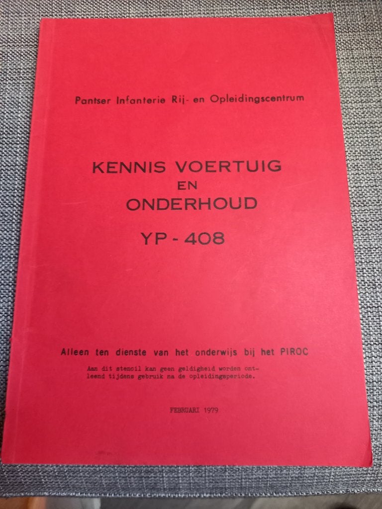 Boek DAF YP-408, Ophalen of Verzenden