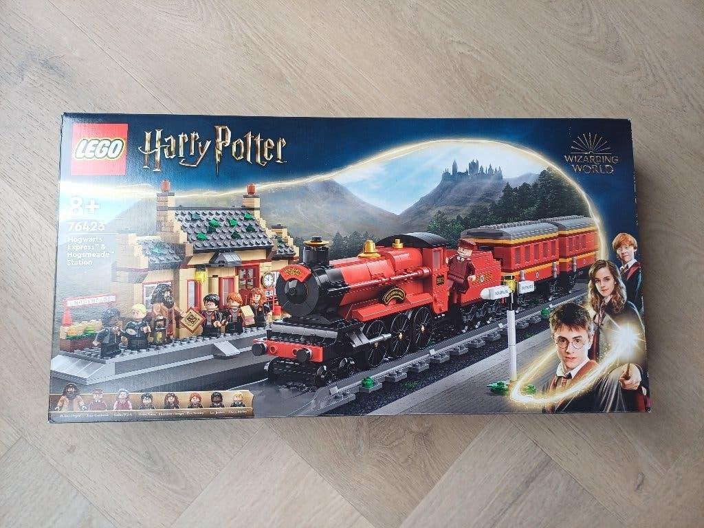 LEGO Harry Potter 76423 Hogwarts Express & Hogsmeade Station, Lego, Harry Potter, Ophalen of Verzenden, Zo goed als nieuw
