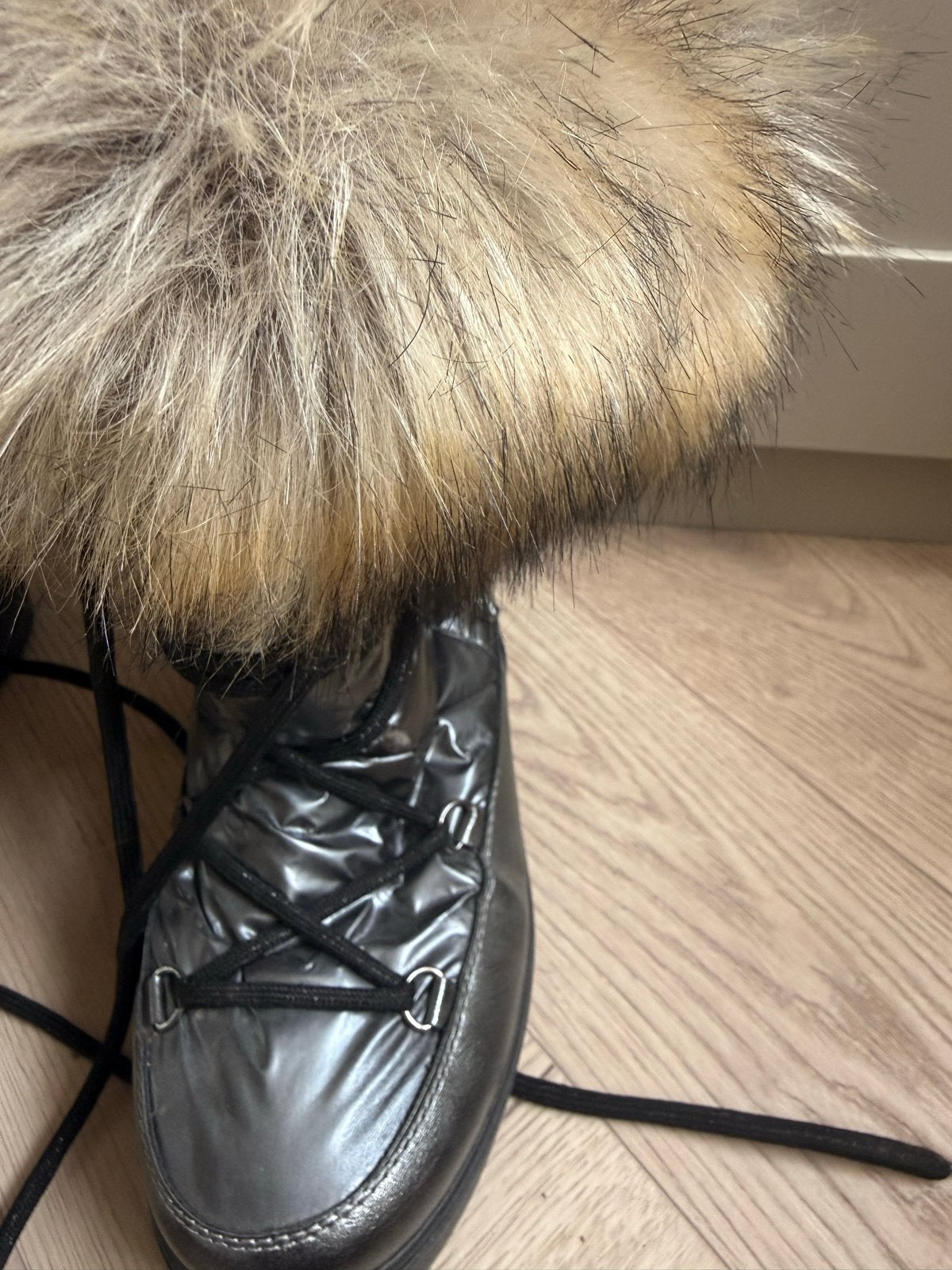 Snowboots met bont maat 36, Kleding | Dames, Ophalen of Verzenden, Gedragen, Grijs, Snowboots