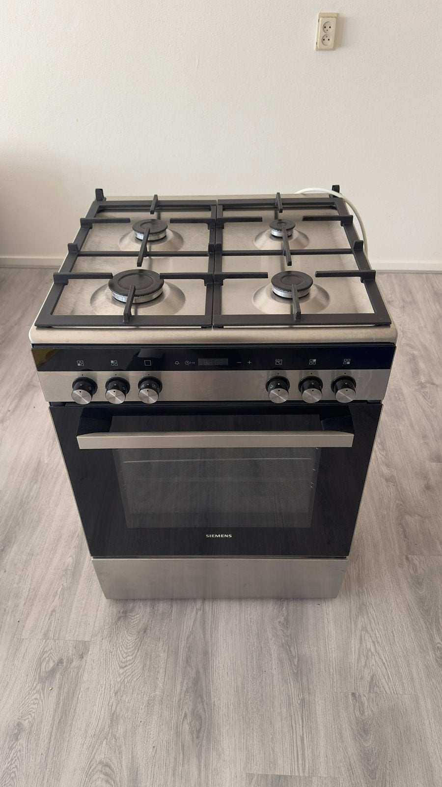 Siemens HX9R3AE50N – Gasfornuis met elektrische oven, Ophalen, Gebruikt, 60 cm of meer, 4 kookzones