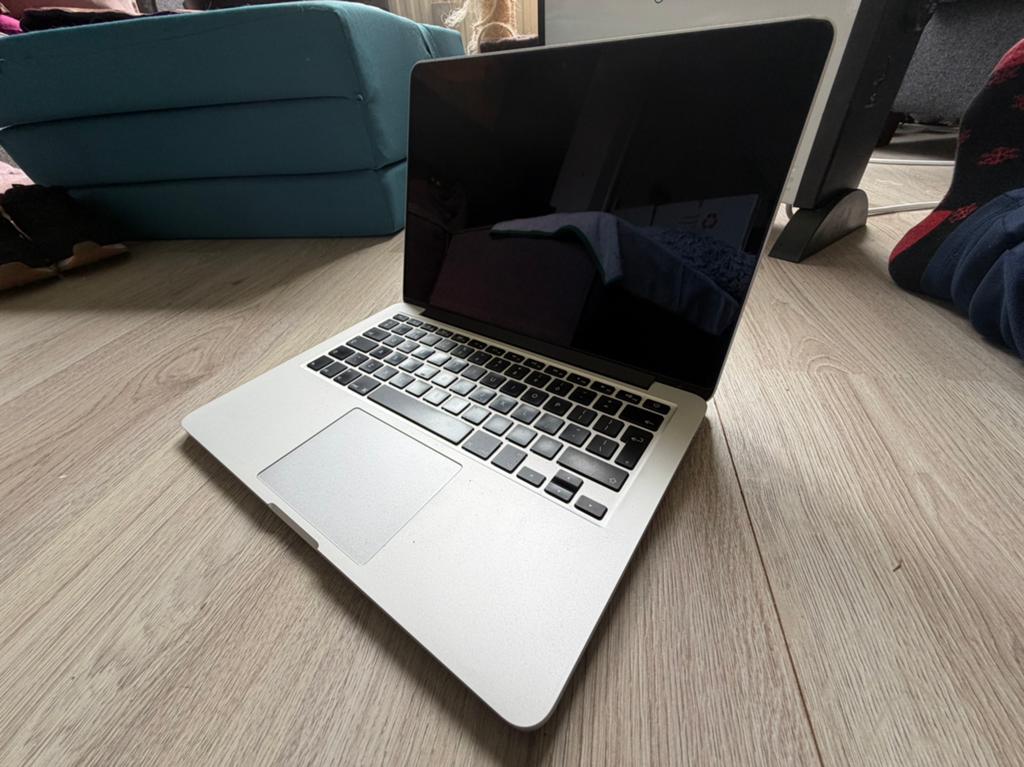 Apple macbook pro retina 13 inch- 2015- 8 Gb, Computers en Software, Gebruikt, 2 tot 3 Ghz, Qwerty, 8 GB