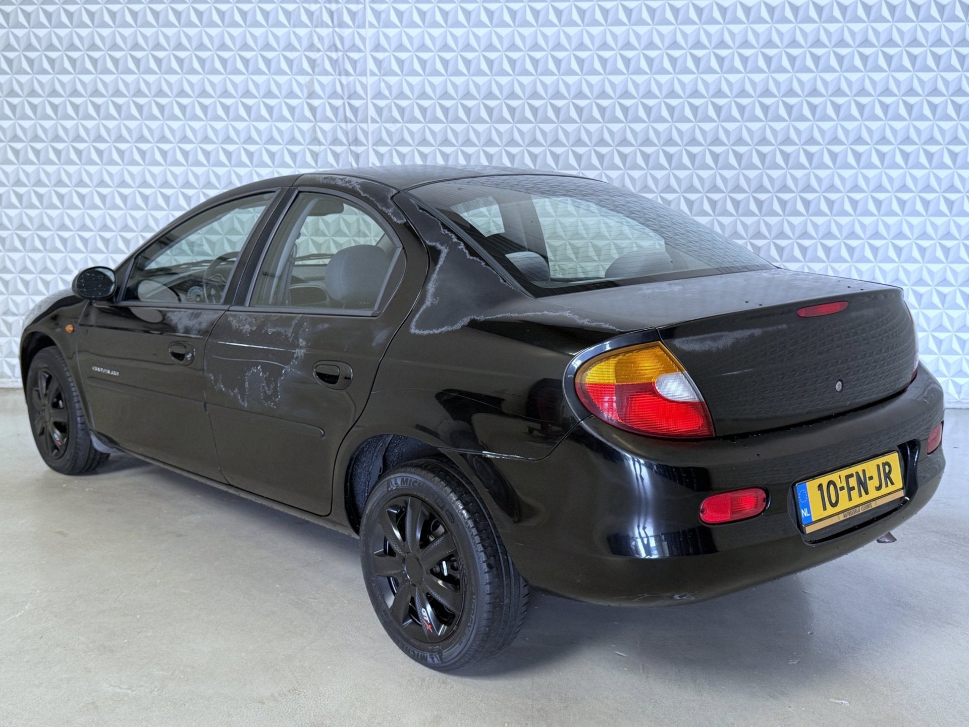 Chrysler Neon 2.0i-16V LE AUTOMAAT / 150.000km (2000), Auto's, 450 kg, Gebruikt, 4 cilinders, Origineel Nederlands