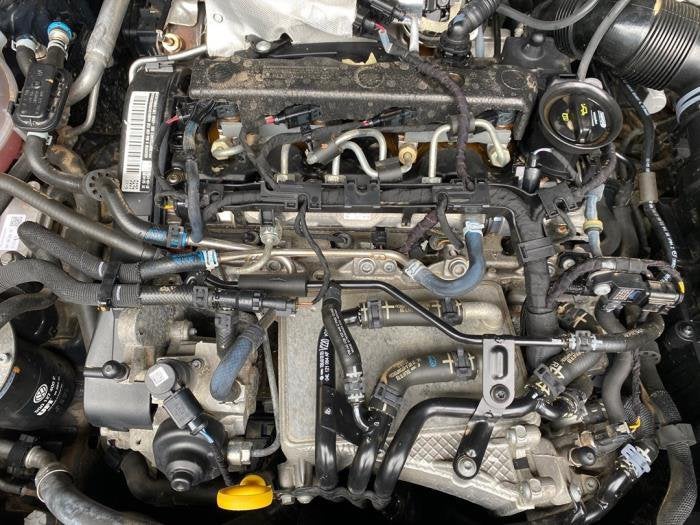 Volkswagen passat 1.6 tdi motor onderdelen alles aanwezig, Ophalen of Verzenden, Volkswagen