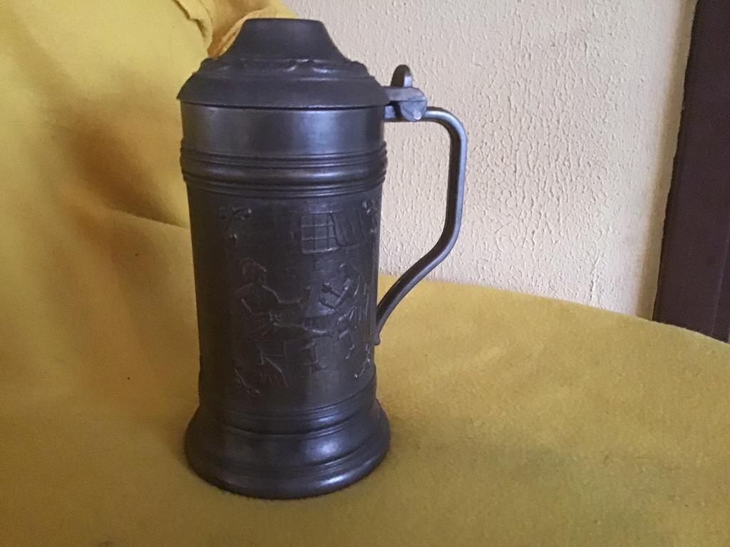 Tinnen kroes met deksel, Antiek en Kunst, Antiek | Tin, Ophalen of Verzenden