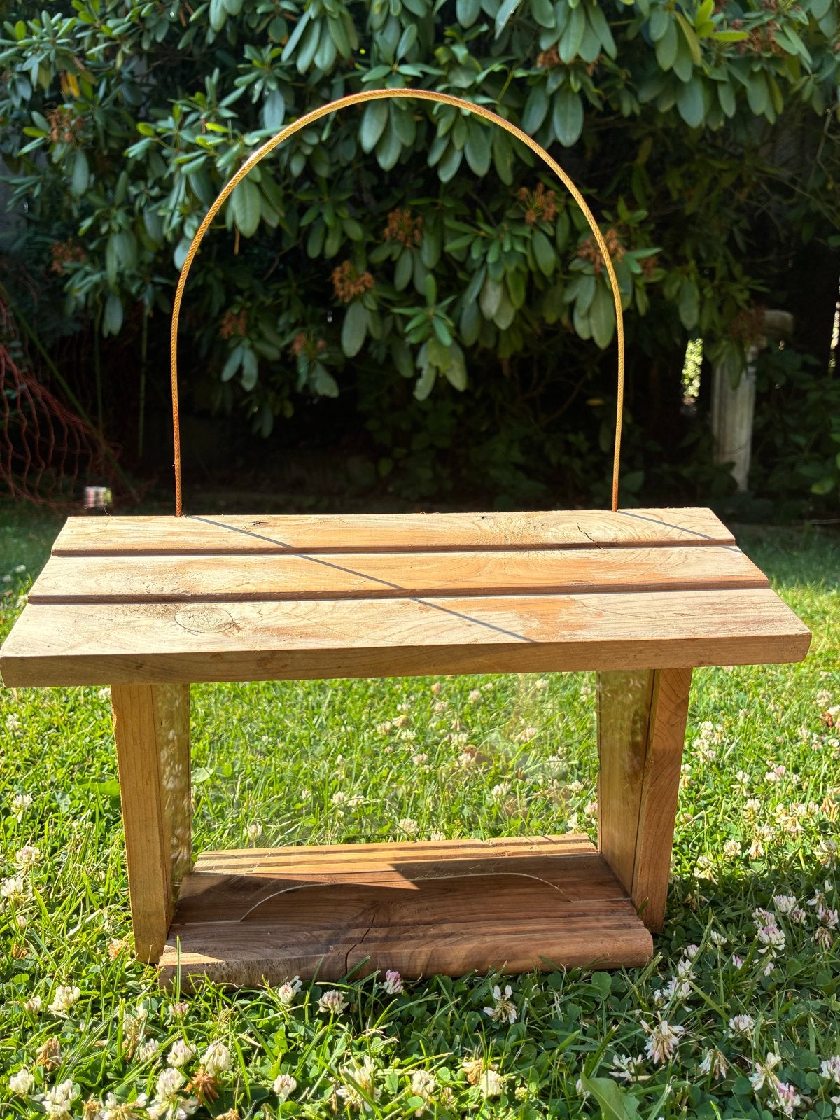 Houten vogelvoederhuisje met ophangbeugel, Ophalen of Verzenden, Gebruikt